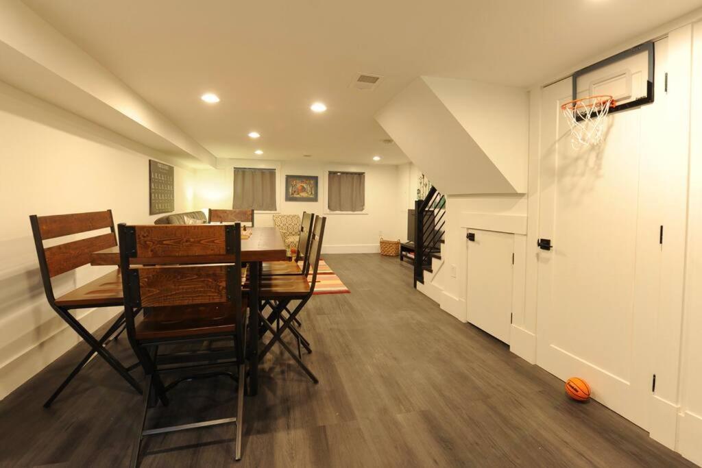 Cherry Blossom Townhouse, Easy Dc Access Washington Exterior foto