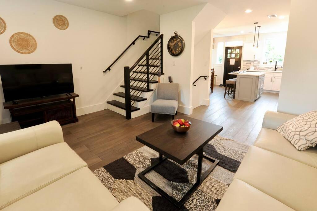 Cherry Blossom Townhouse, Easy Dc Access Washington Exterior foto